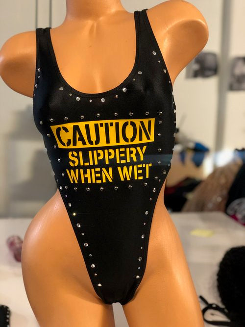 SLIPPERY WHEN WET (R)